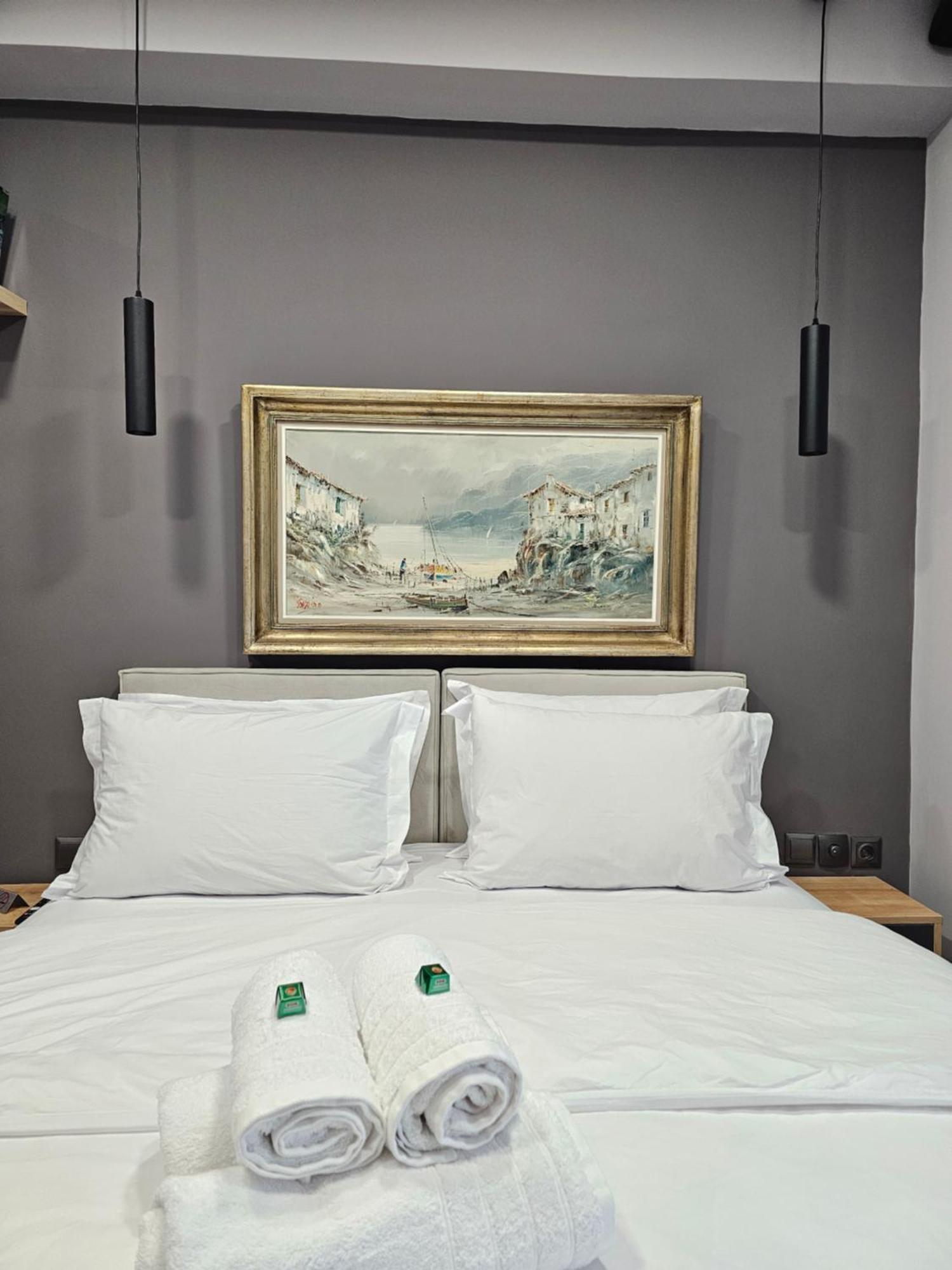 Dione Luxury Business Suite In The Heart Of Atena Exterior foto